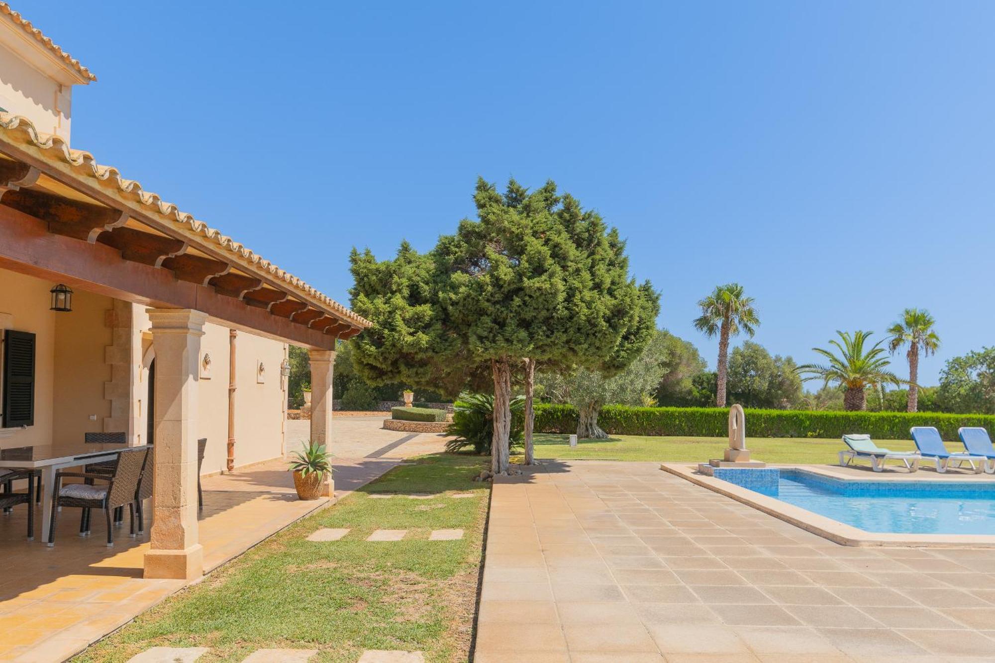 Hébergement de vacances Sivina Sanau *